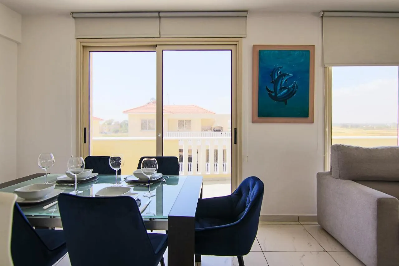 Seaside Luxury Flat Pervolia Apartment Cyprus
